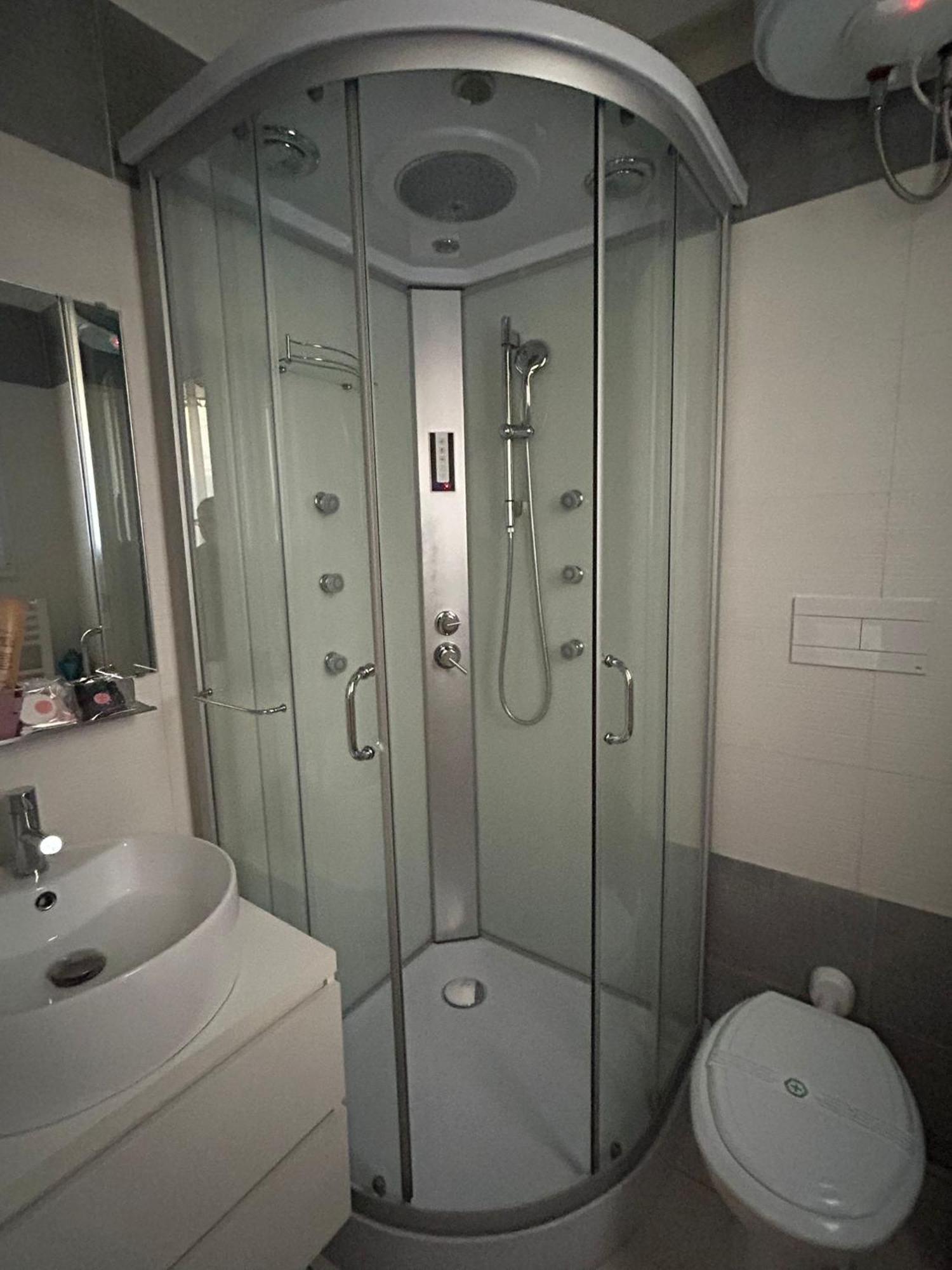 San Giovanni Flat Near To Colosseo Rom